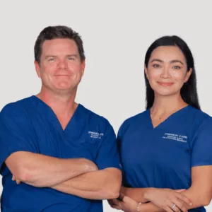 Alex Campbell y Carolina Restrepo